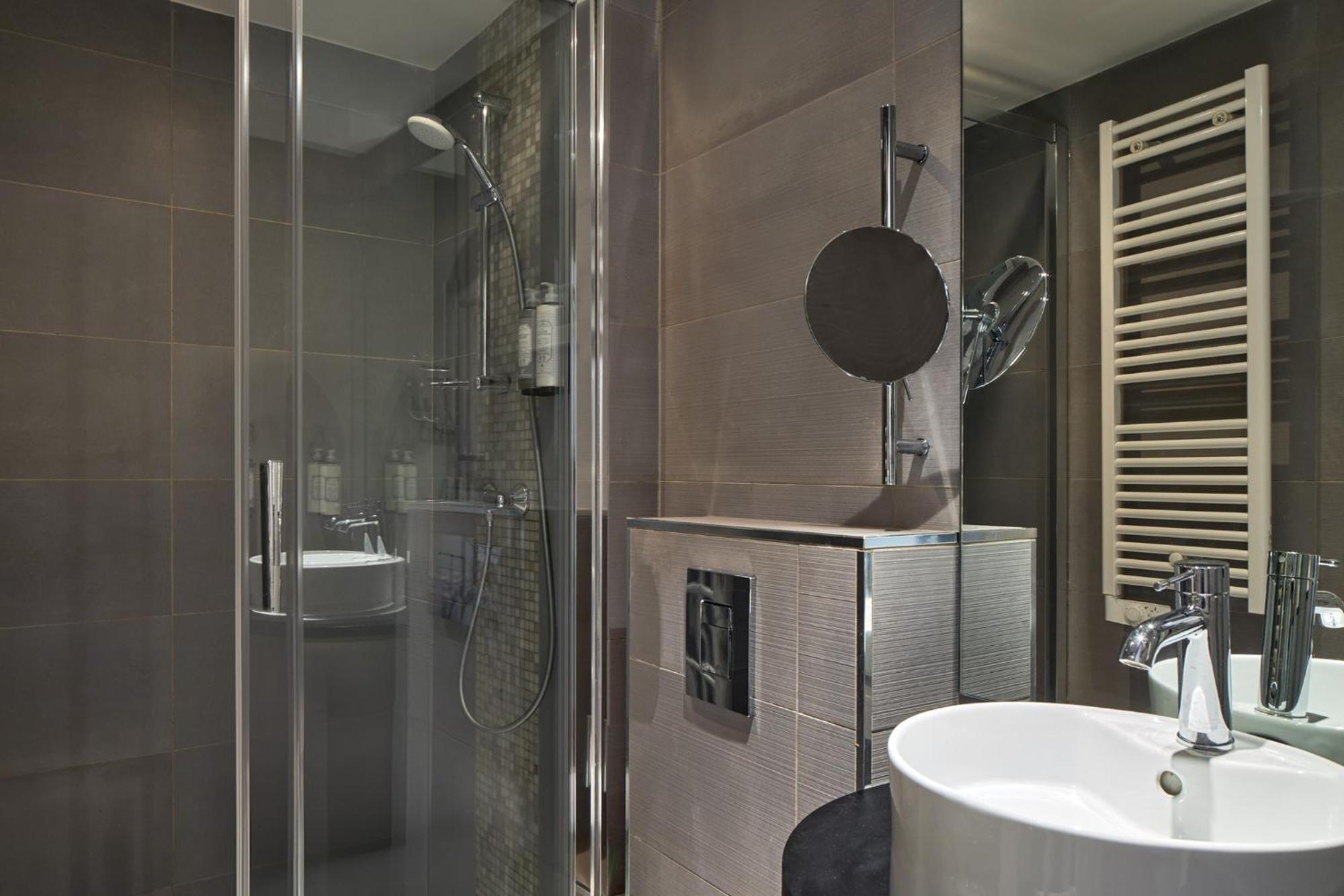 Timhotel Tour Montparnasse Parijs Buitenkant foto